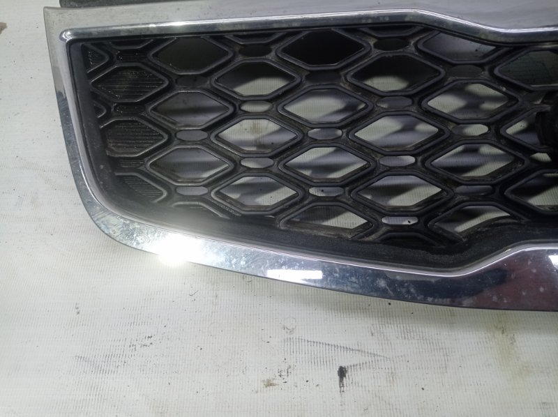 Решетка радиатора Kia Rio 2010