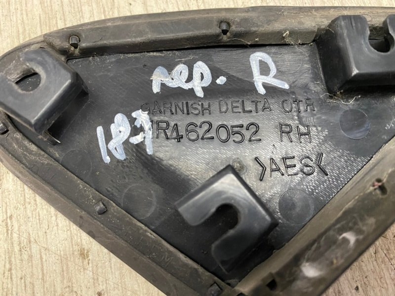 Накладка на крыло Mitsubishi Lancer 2006