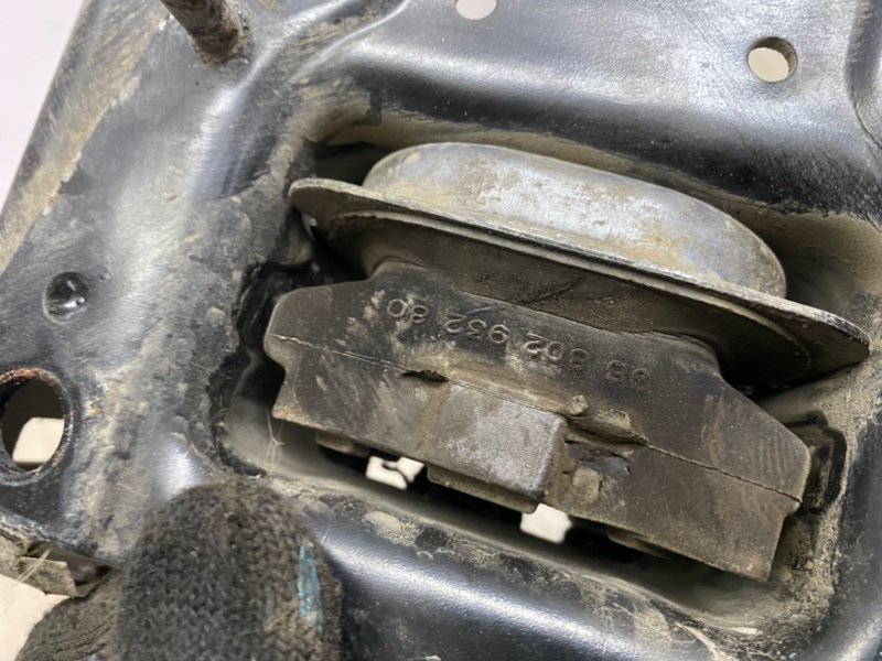 Подушка двигателя Citroen C3 2006