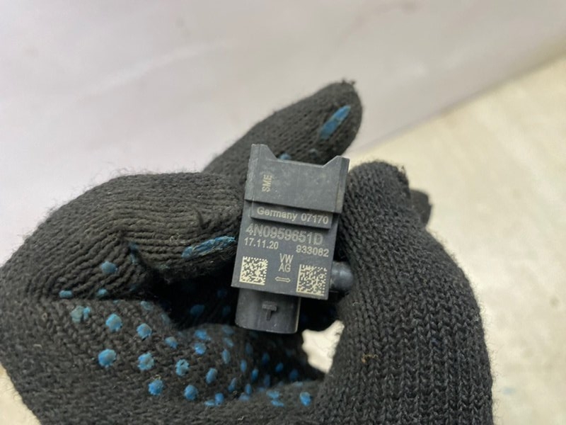 Датчик AIR BAG Audi Q8 2021