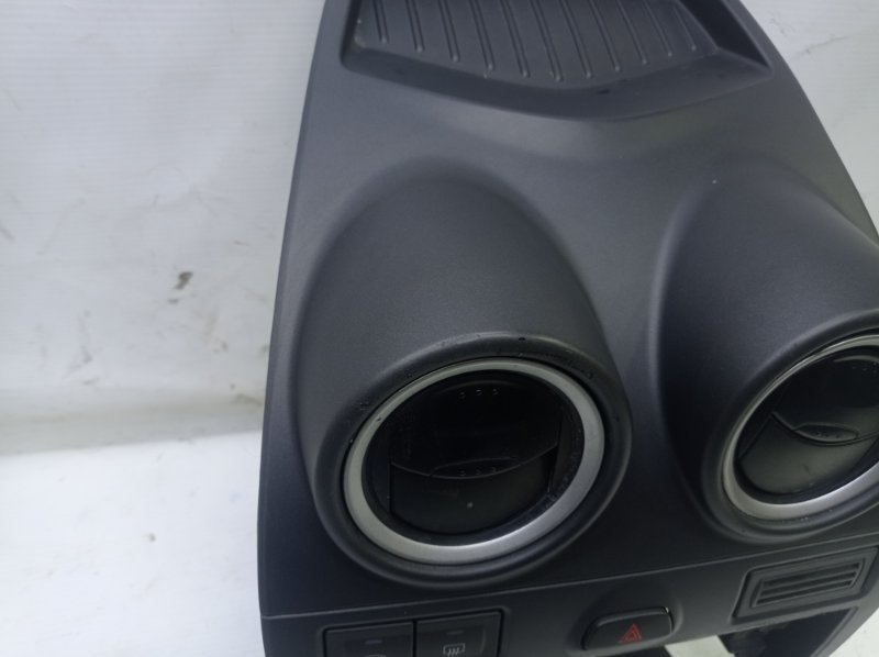 Рамка магнитолы Ford Fiesta 2007