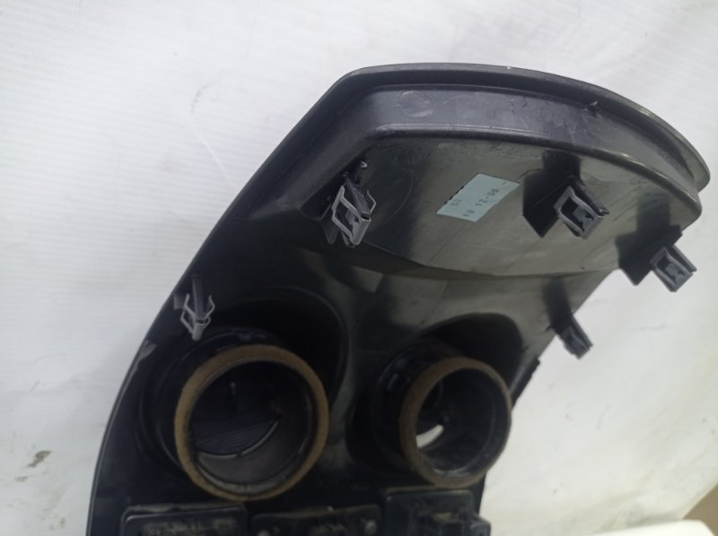 Рамка магнитолы Ford Fiesta 2007