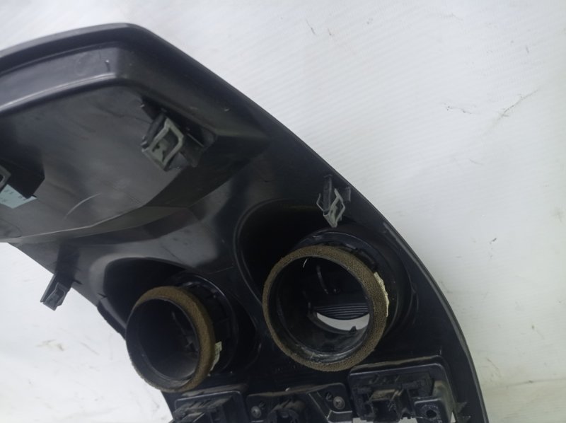 Рамка магнитолы Ford Fiesta 2007
