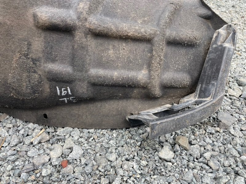 Подкрылок Volkswagen Jetta 2013