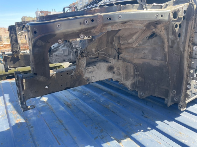Лонжерон Audi Q8 2021
