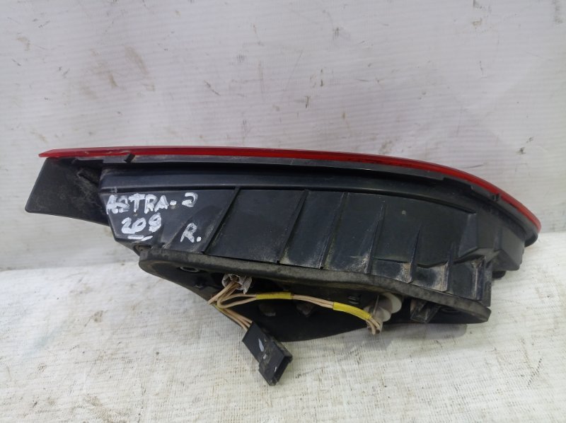 Фонарь Opel Astra-J 2012 GTC