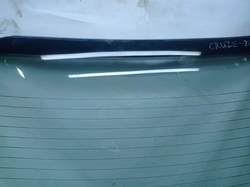 Стекло заднее Chevrolet Cruze 2013