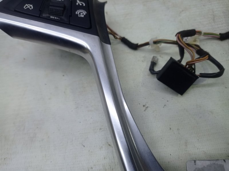 Кнопка в руль Opel Astra-J 2012 GTC