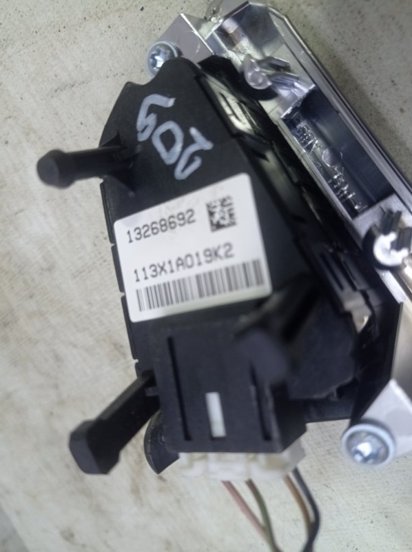 Кнопка в руль Opel Astra-J 2012 GTC