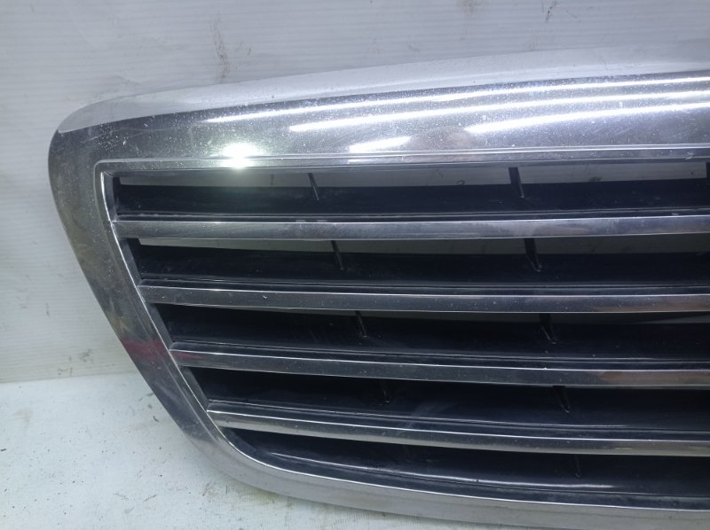 Решетка радиатора Mercedes-Benz S-Class 2007