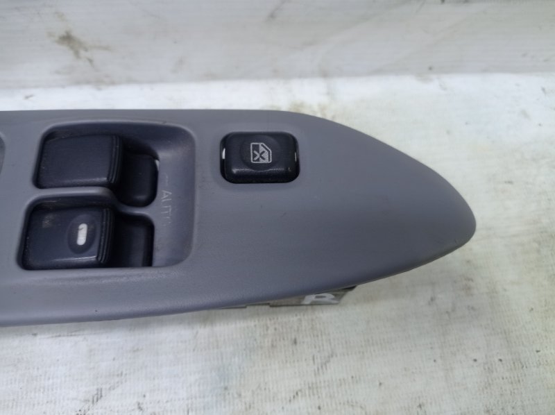 Блок управления стеклоподъемниками Mitsubishi LANCER CEDIA 2001