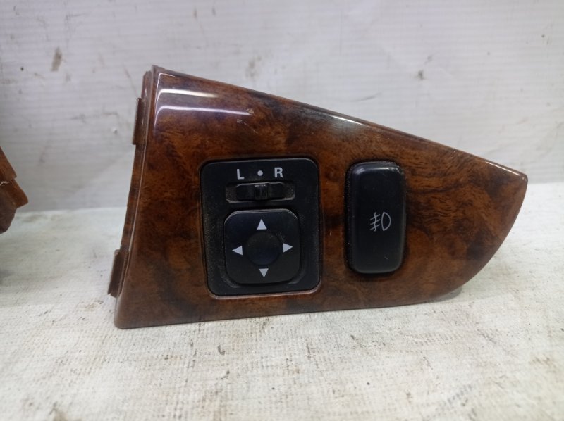 Накладка на торпедо Mitsubishi LANCER CEDIA 2001
