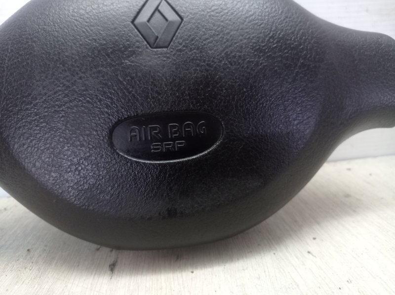 Подушка безопасности руля Renault Logan 1