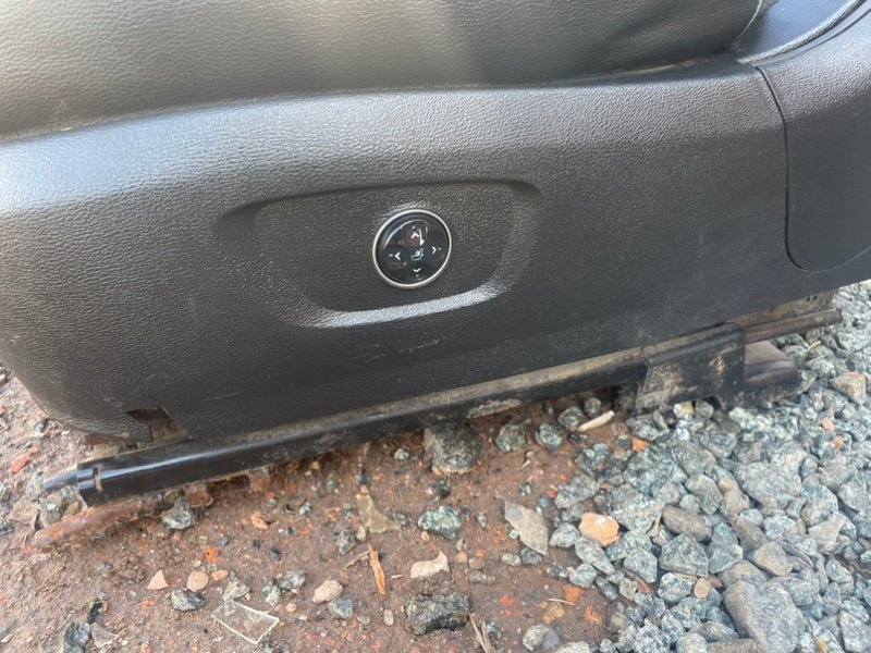 Сиденье Kia Quoris 2014 KH