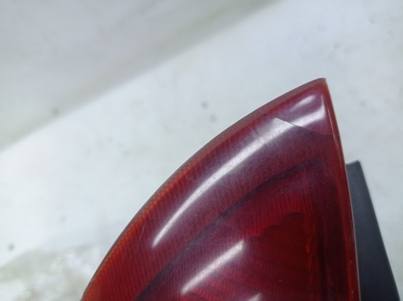Фонарь Kia Clarus