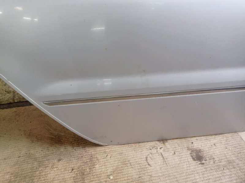 Дверь Mitsubishi LANCER CEDIA 2001