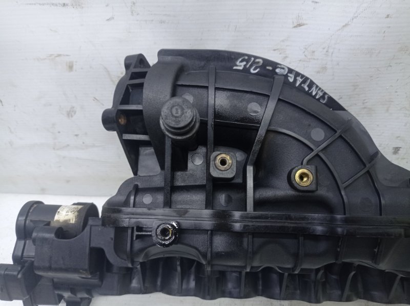 Впускной коллектор Hyundai Santa Fe 2011