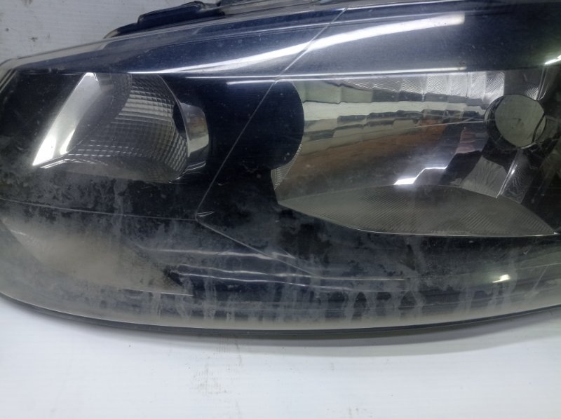 Фара Volkswagen Polo 2019