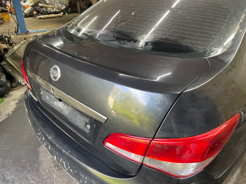 Крышка багажника Nissan Almera 2014 G15