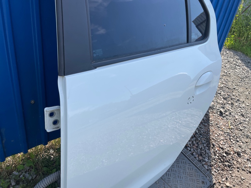 Дверь Renault Logan 2020