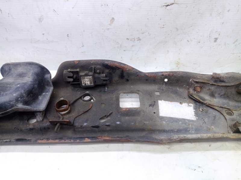 Передняя панель Opel Astra H 2008