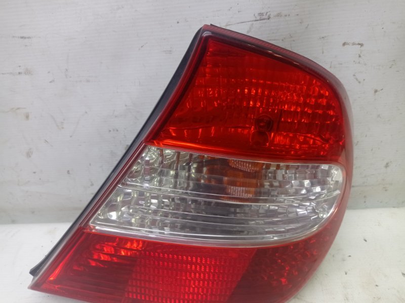 Фонарь Toyota Camry 2002 XV30