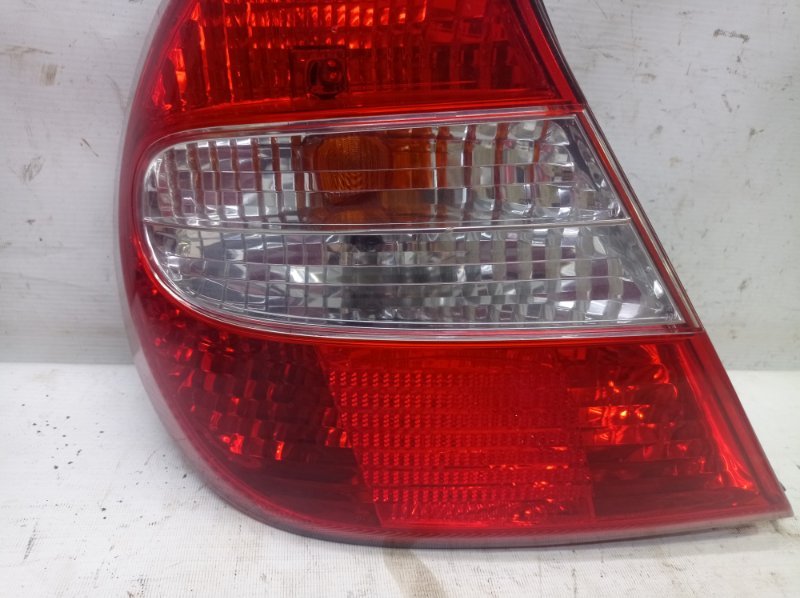 Фонарь Toyota Camry 2002 XV30