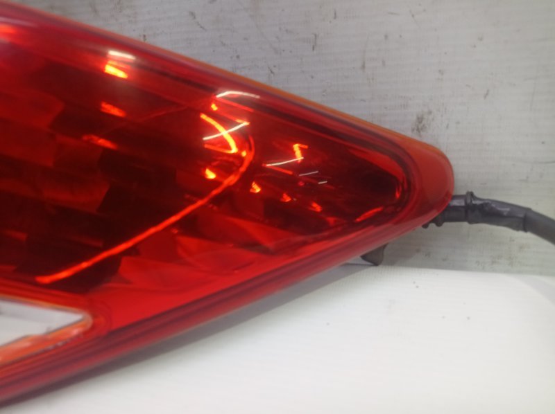 Фонарь Nissan Almera 2014 G15