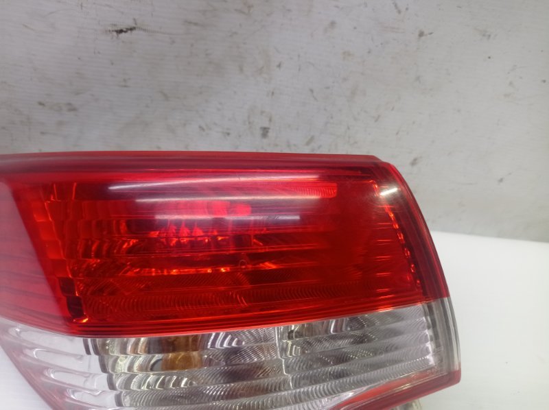 Фонарь Nissan Almera 2014 G15