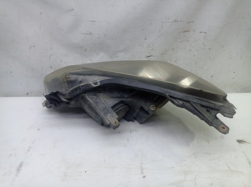 Фара Opel Astra H 2008