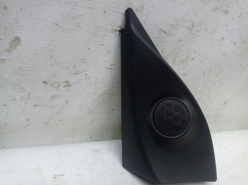 Уголок двери (внутренний) Opel Astra H 2008