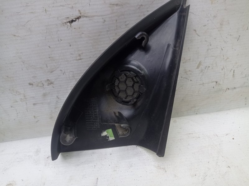 Уголок двери (внутренний) Opel Astra H 2008