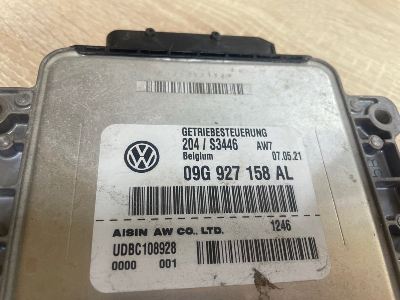 Блок управления АКПП Skoda Rapid NH1