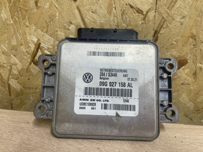 Блок управления АКПП Skoda Rapid NH1
