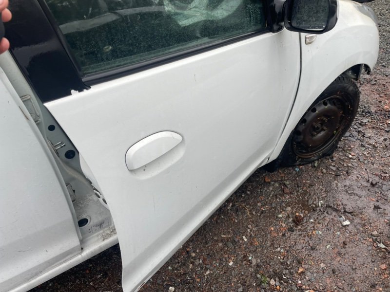Дверь Renault Logan 2020 L8