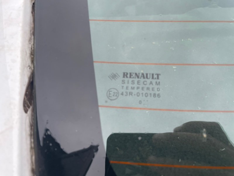 Стекло заднее Renault Logan 2020 L8