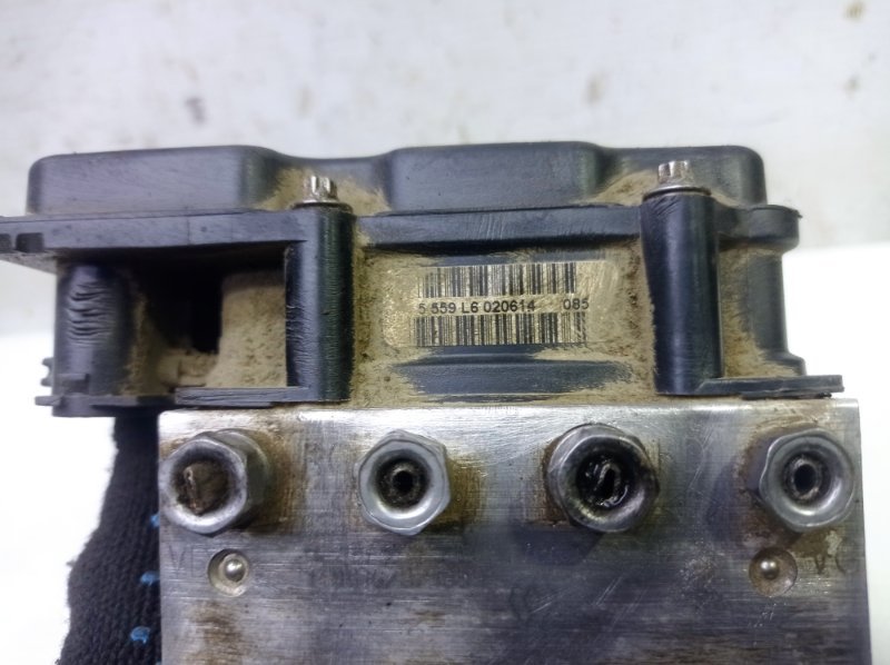 Блок ABS Nissan Almera 2014 G15