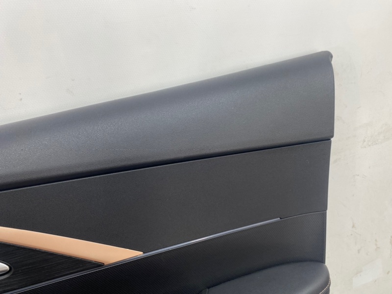 Обшивка двери Omoda C5 2023