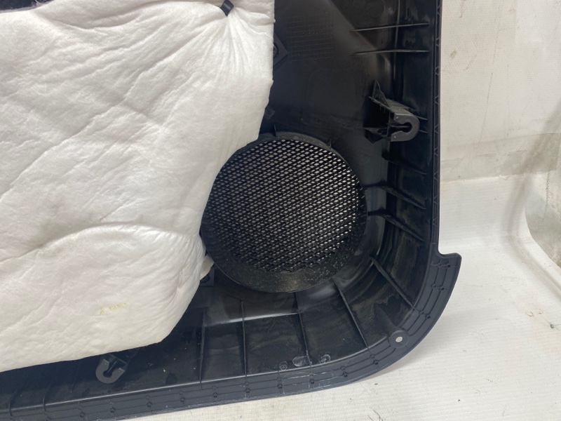 Обшивка двери Omoda C5 2023