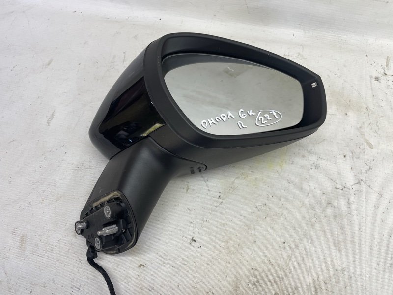 Зеркало Omoda C5 2023