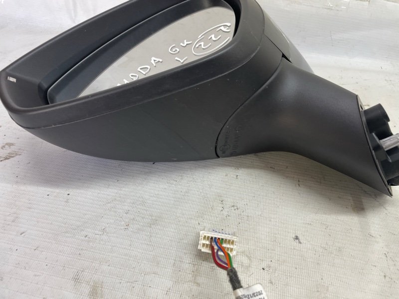 Зеркало Omoda C5 2023