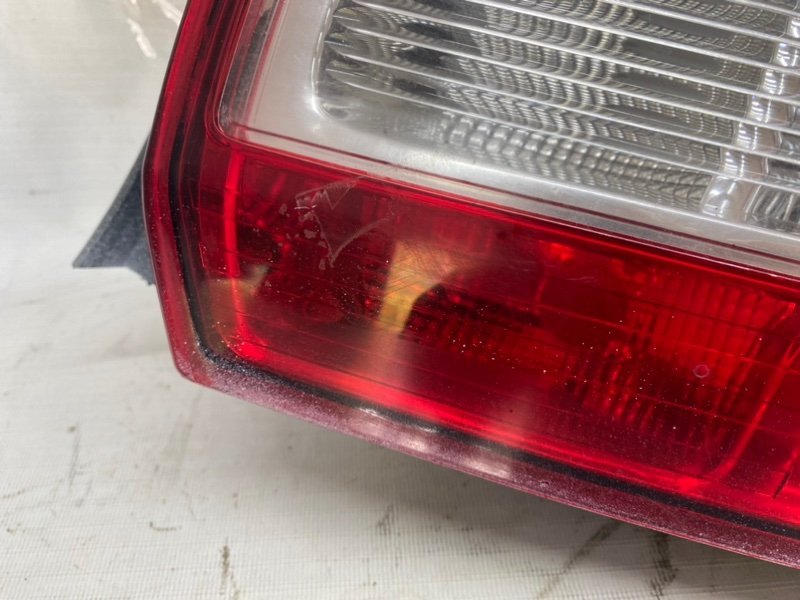 Фонарь Renault Logan 2020 L8
