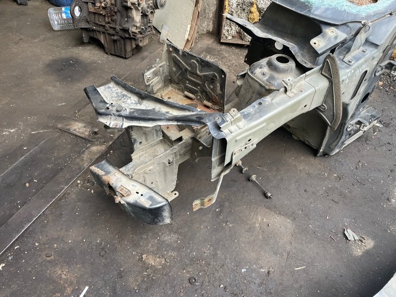 Лонжерон Nissan Almera 2014 G15