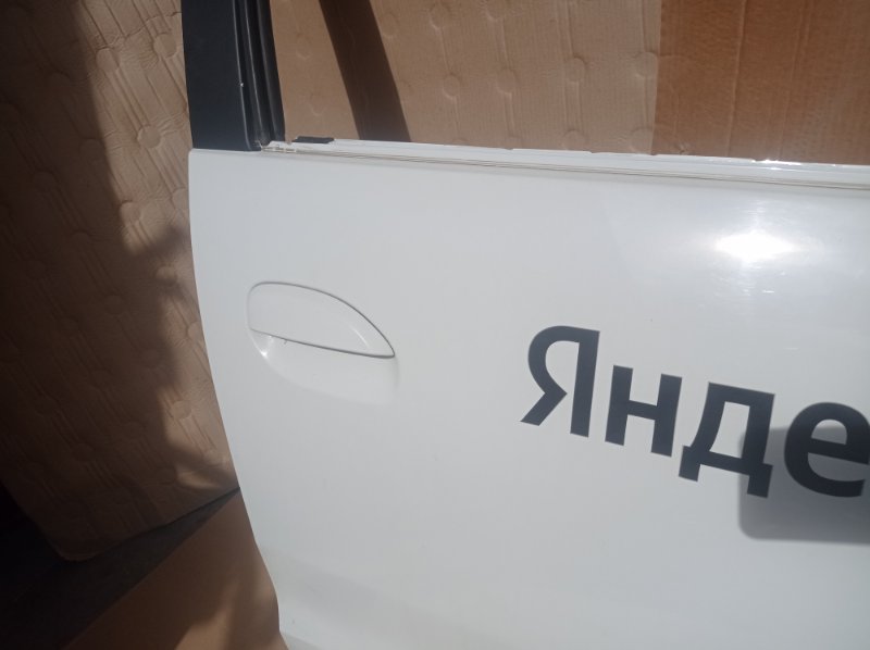 Дверь Renault Logan 2020 L8