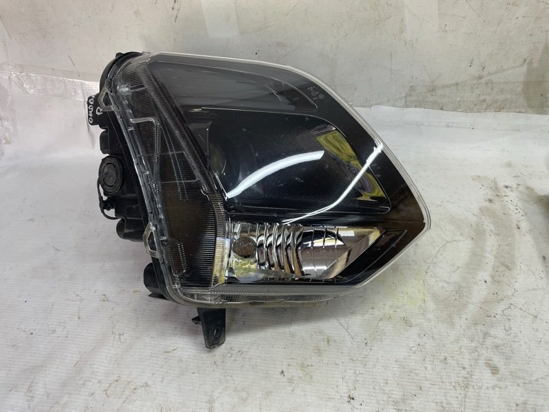 Фара Omoda C5 2023