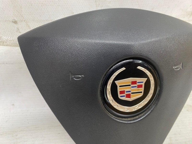 Подушка безопасности в руль Cadillac STS 2005-2011