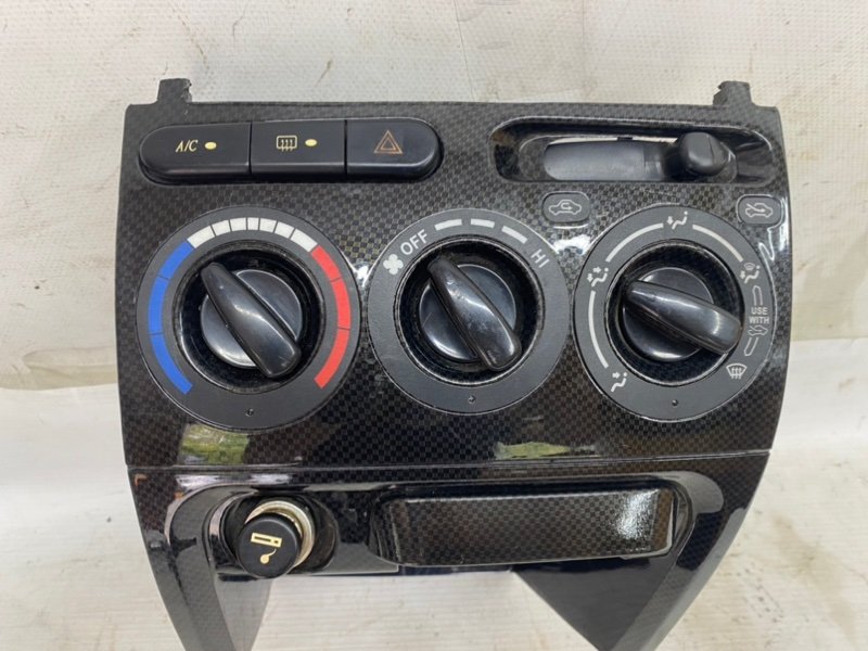 Блок управления климатом Geely MK