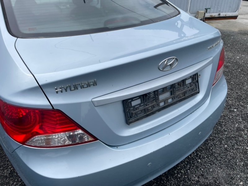 Крышка багажника Hyundai Solaris 2014