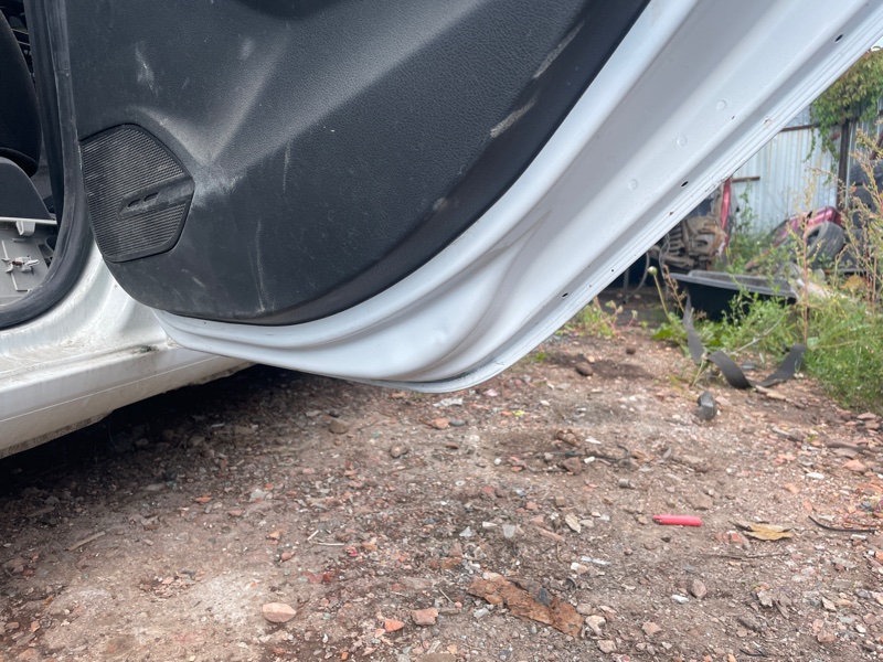 Дверь Lada Vesta 2020