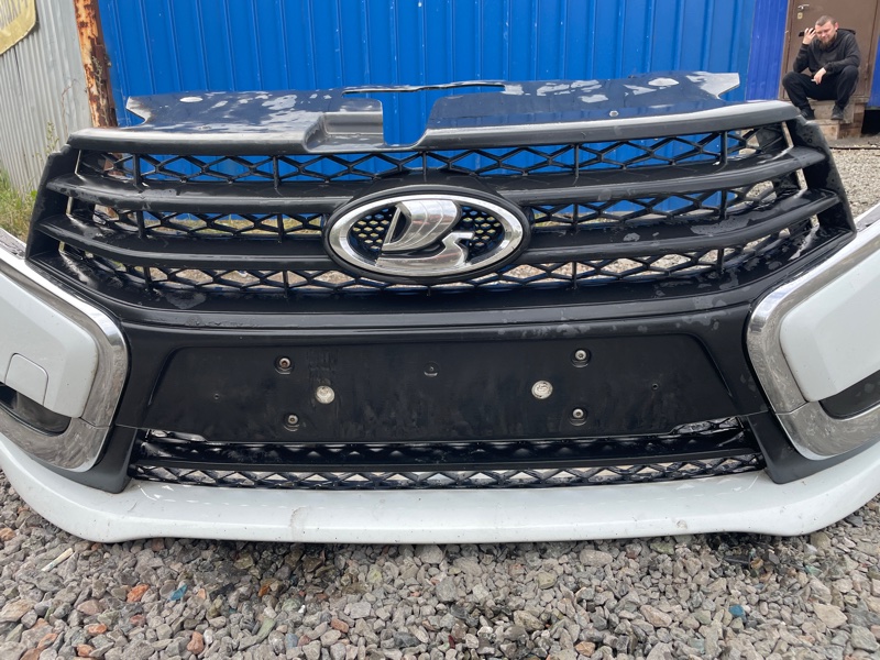 Бампер lada vesta 2020